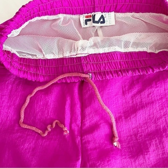 VINTAGE Fila Fuchsia Italian Windbreaker Pants Women’s Size 6 - Picture 5 of 13